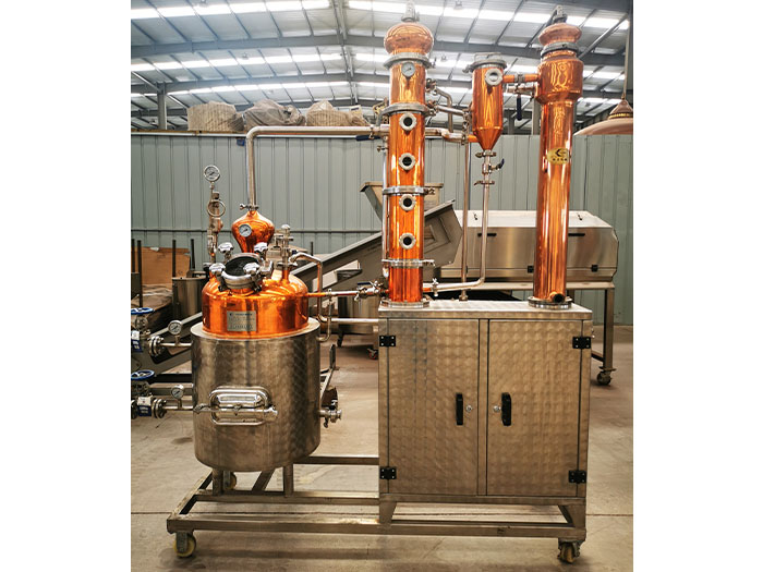 夏朗德蒸餾機組和阿爾瑪涅克蒸餾機組主要的釀酒區(qū)別